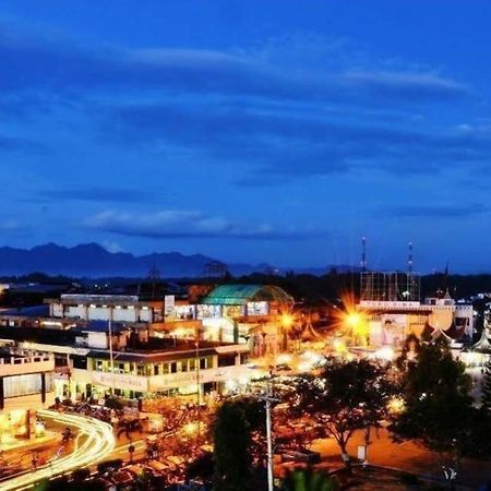 Hotel Benteng Bukittinggi Exterior photo