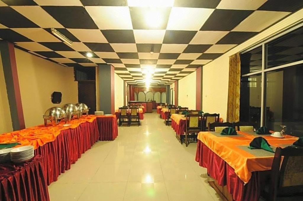 Hotel Benteng Bukittinggi Exterior photo
