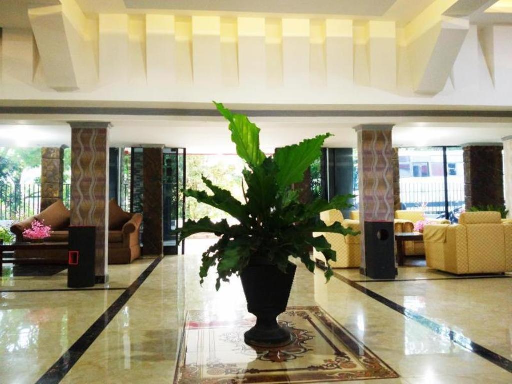 Hotel Benteng Bukittinggi Exterior photo