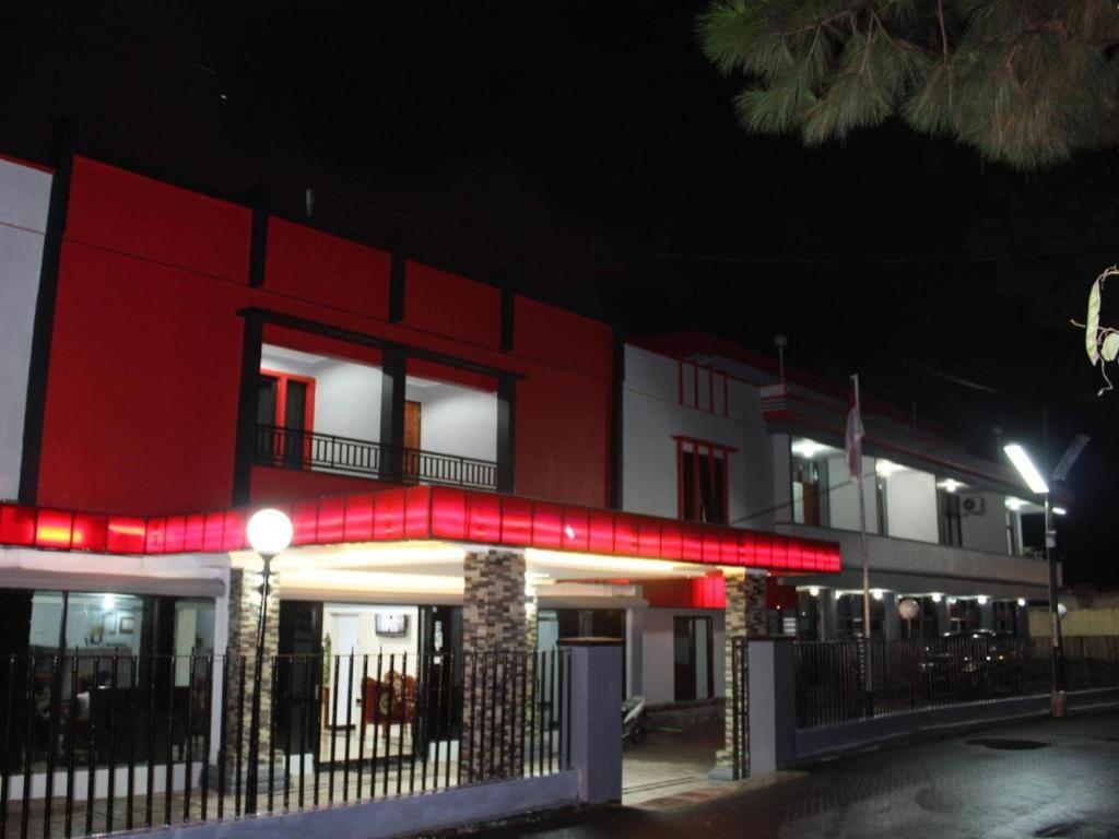 Hotel Benteng Bukittinggi Exterior photo