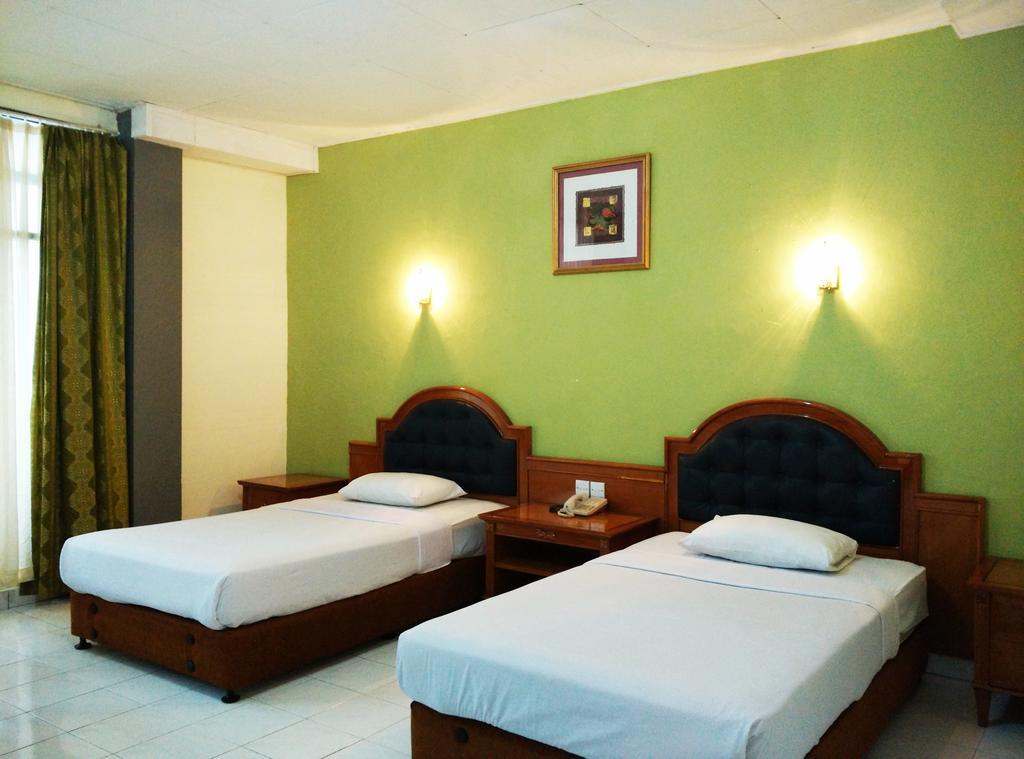 Hotel Benteng Bukittinggi Exterior photo