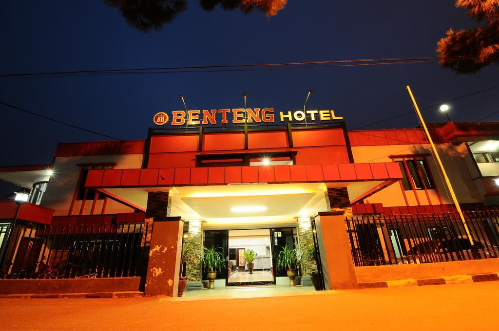 Hotel Benteng Bukittinggi Exterior photo