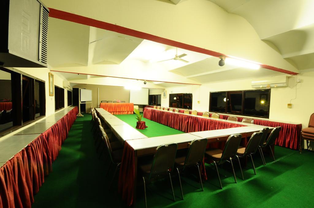 Hotel Benteng Bukittinggi Exterior photo
